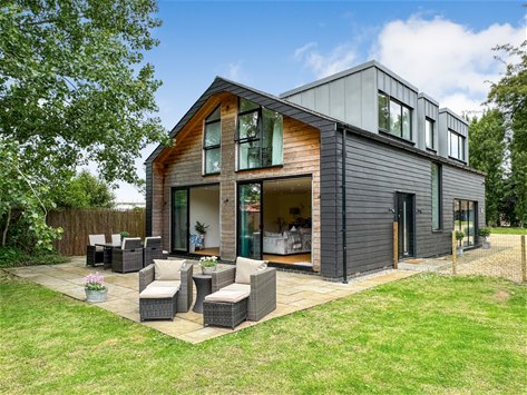 Kennel Lane, Harpenden, AL5 3PZ